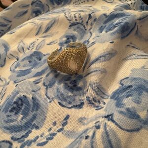 Elegant Silver and White Women's Ring